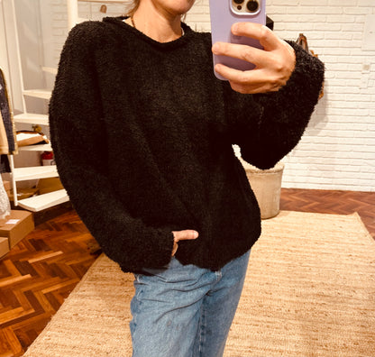 Sweater boucle negro